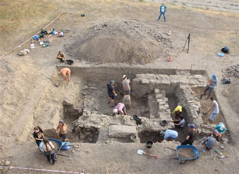 Археологические находки и их влияние на изучение письменных знаков