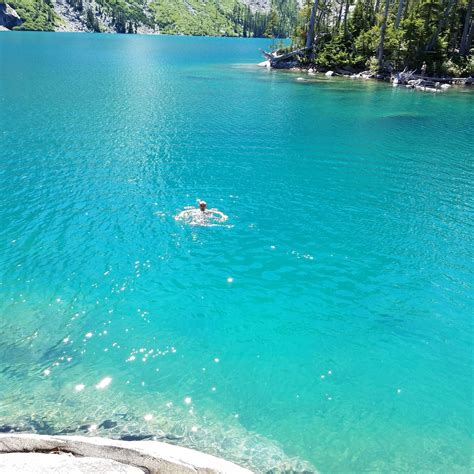 Истолкование сна озеро с голубой водой