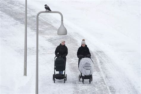 К кесареву сечению