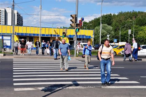 Негативные последствия появления выбоин для пешеходов