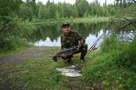 Подготовка к рыбалке на Арктической колюшке