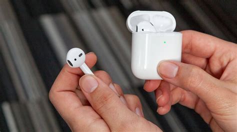 Полезные советы по уходу за крышкой AirPods