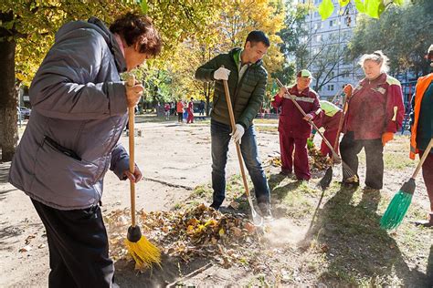 Уборка в старой квартире: толкование сновидения